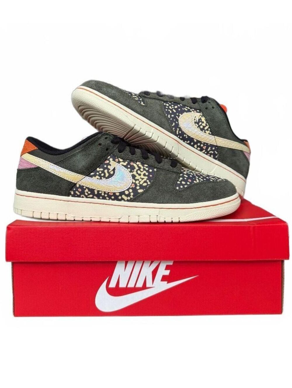 Nike Dunk Low SE Gone Fishing Rainbow Trout Sneakers Size 12
